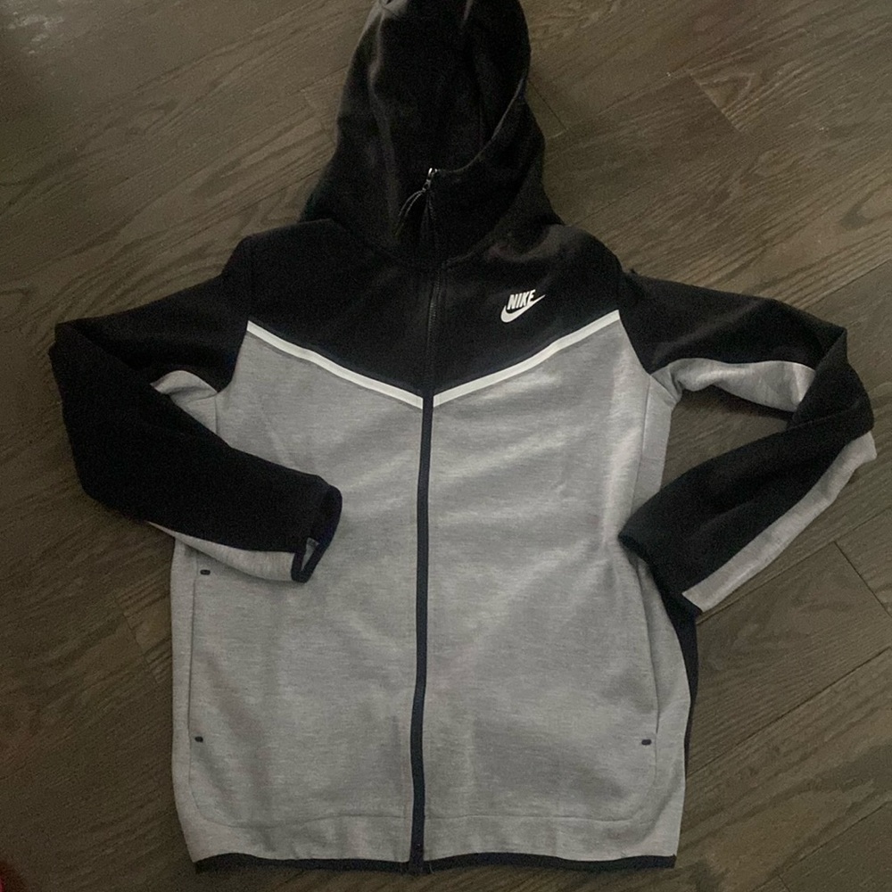Nike tech taking offers